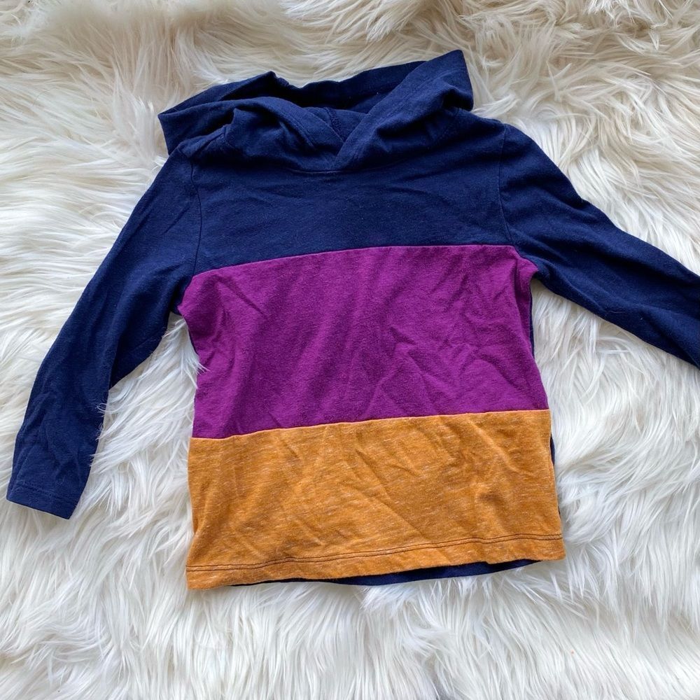 Light Pullover Hoodie